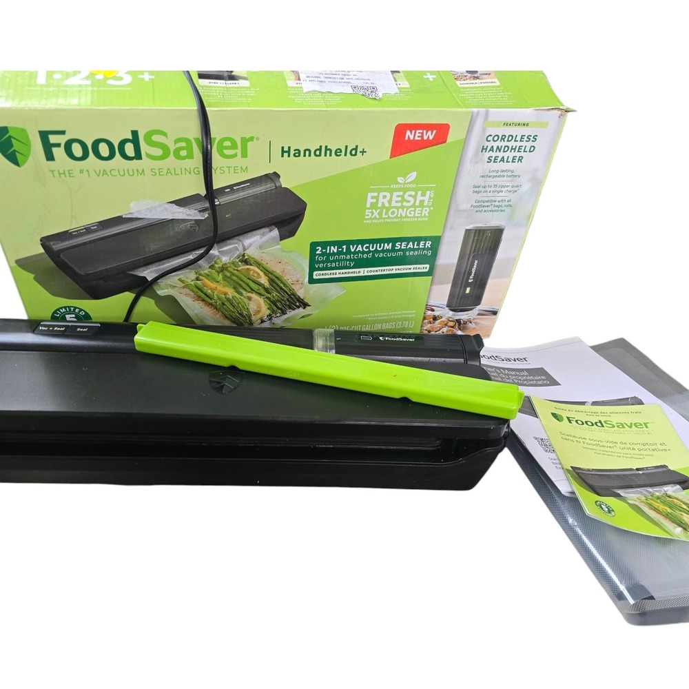 FoodSaver Handheld+ 2-in-1 Vacuum Sealer Machine (Missing handheld))